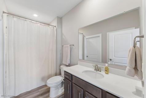 432 Clipper Court Avon Lake OH 44012