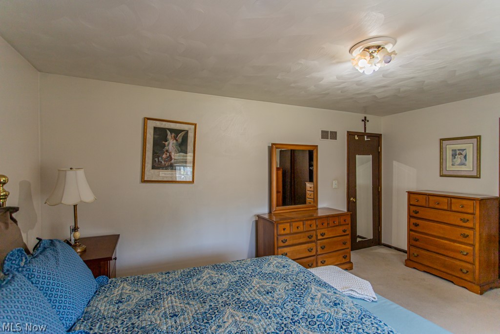 733 Squirrel Hill Court Boardman OH 44512