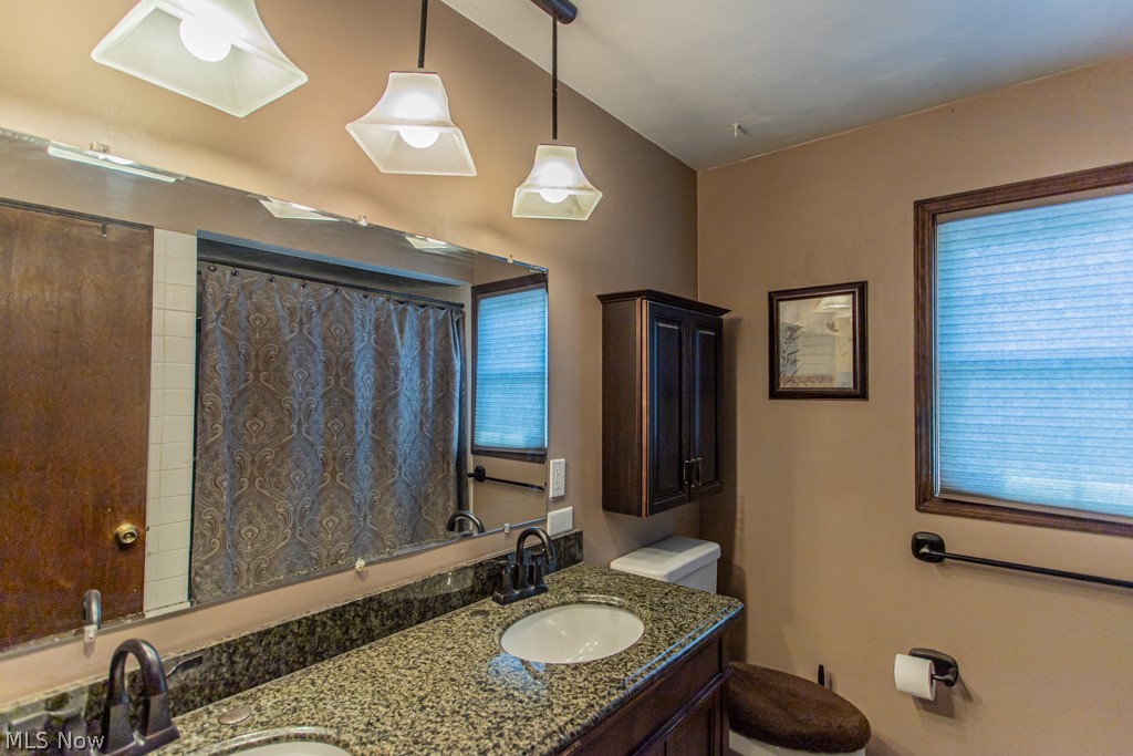 733 Squirrel Hill Court Boardman OH 44512