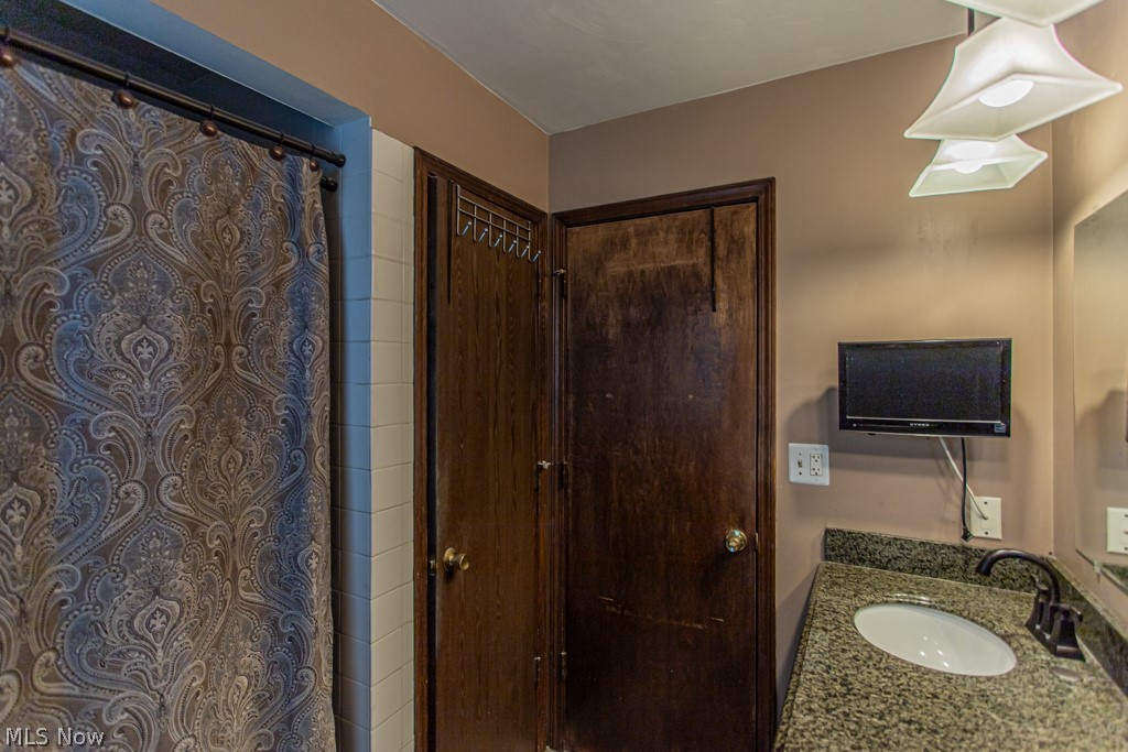 733 Squirrel Hill Court Boardman OH 44512