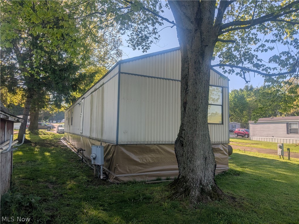 460 1st Street Brewster OH 44613