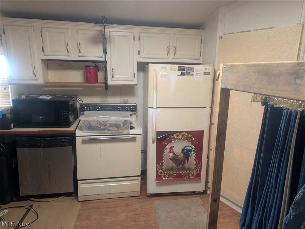 460 1st Street Brewster OH 44613