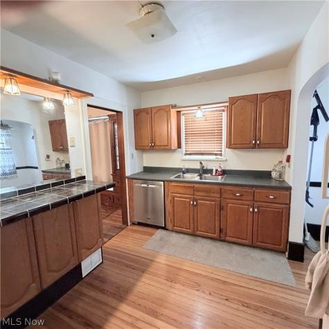3196 W 116th Street Cleveland OH 44111
