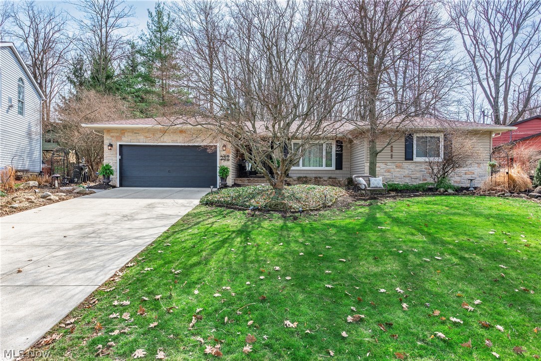 257 Windward Drive Elyria OH 44035