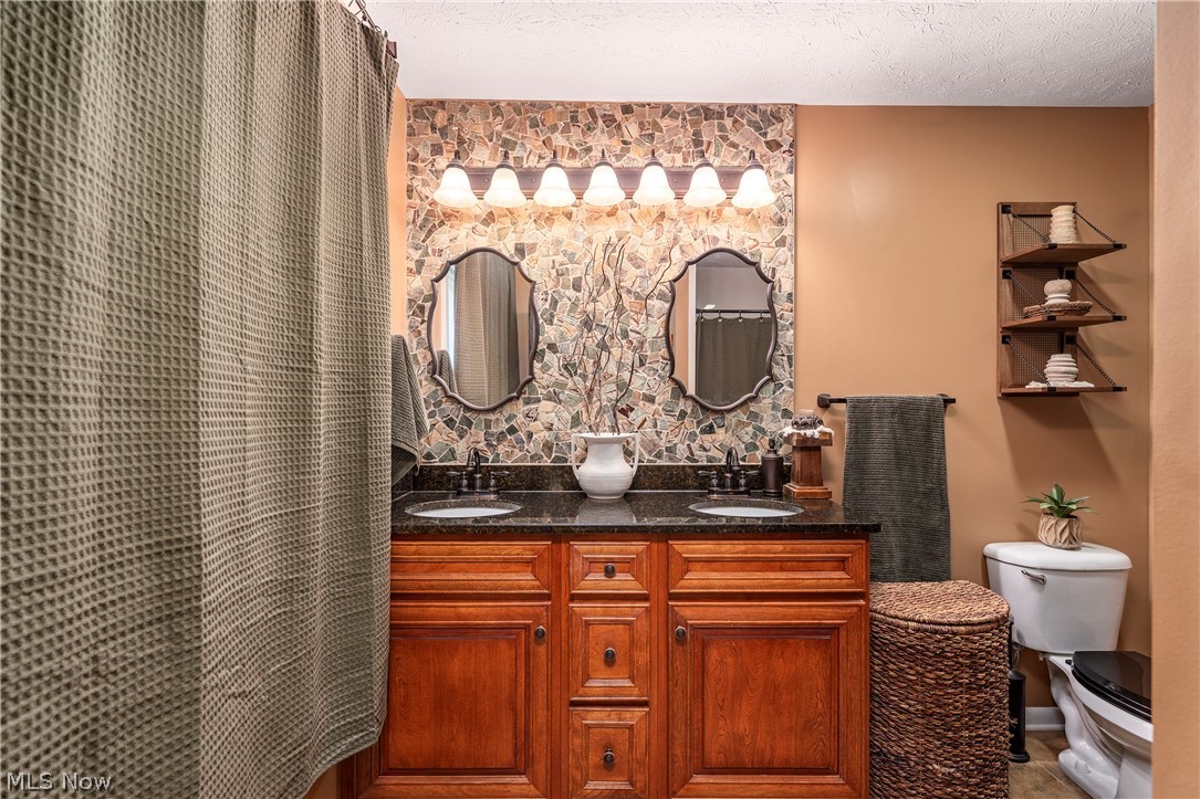 257 Windward Drive Elyria OH 44035