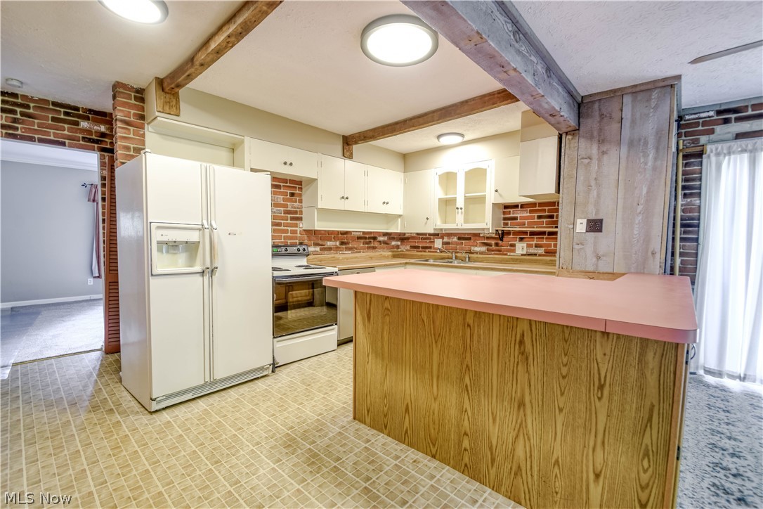 339 S Hambden Street Chardon OH 44024