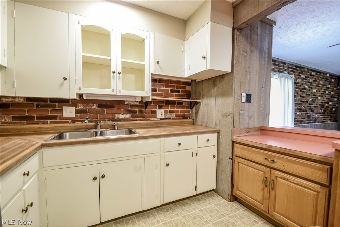 339 S Hambden Street Chardon OH 44024