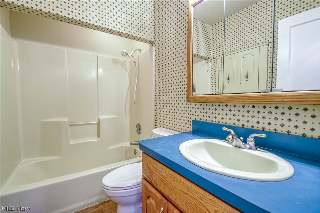339 S Hambden Street Chardon OH 44024