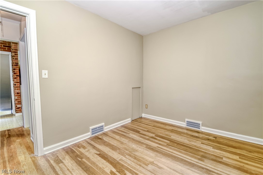 339 S Hambden Street Chardon OH 44024