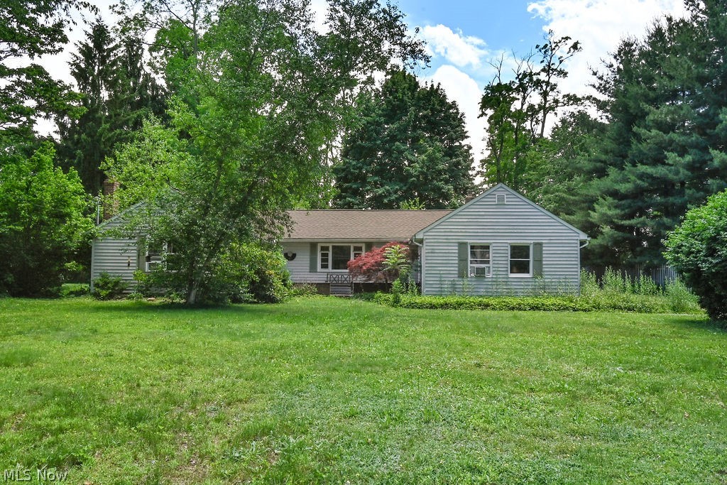 41 Gaylord Drive Munroe Falls OH 44262