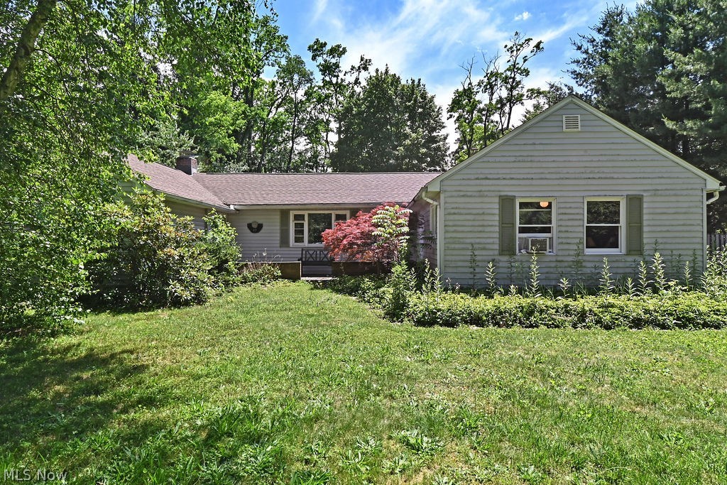 41 Gaylord Drive Munroe Falls OH 44262