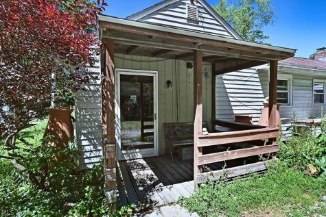 41 Gaylord Drive Munroe Falls OH 44262