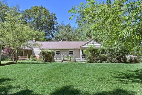 41 Gaylord Drive Munroe Falls OH 44262