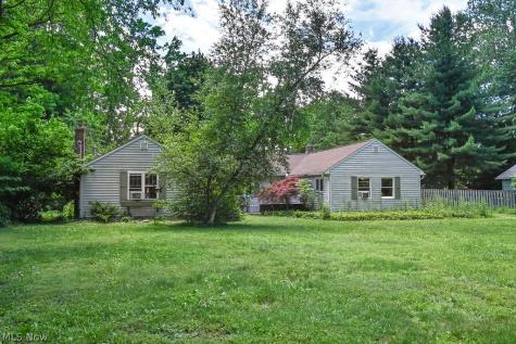 41 Gaylord Drive Munroe Falls OH 44262