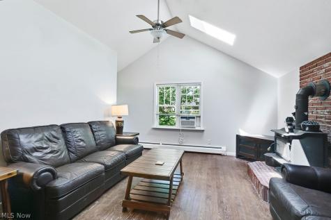 41 Gaylord Drive Munroe Falls OH 44262