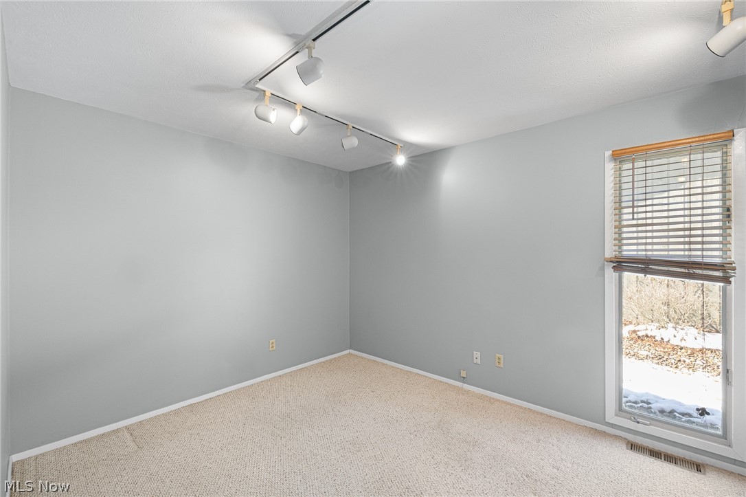 17338 Ridge Creek Road Strongsville OH 44136