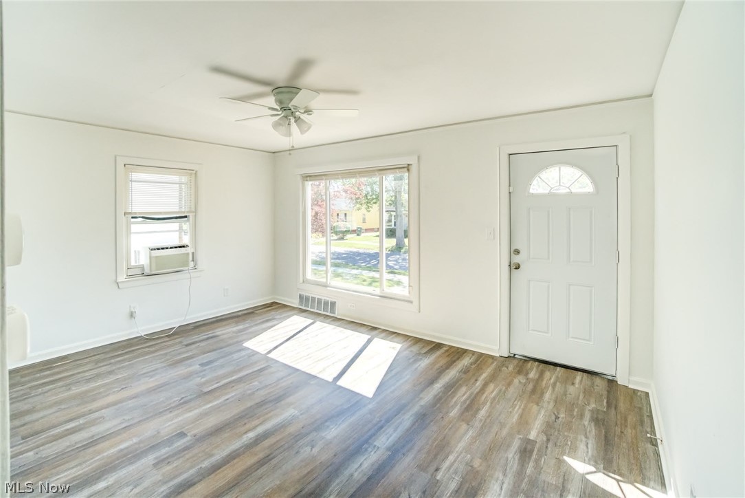 541 Helper Drive Bedford OH 44146