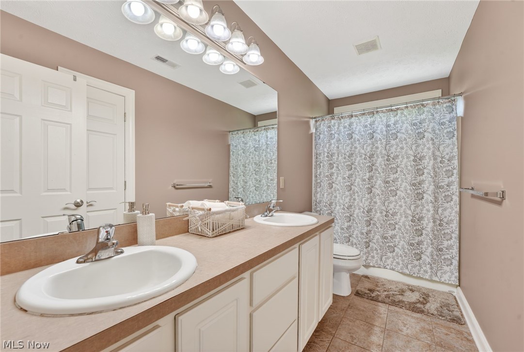 9336 W Hampton Drive North Royalton OH 44133
