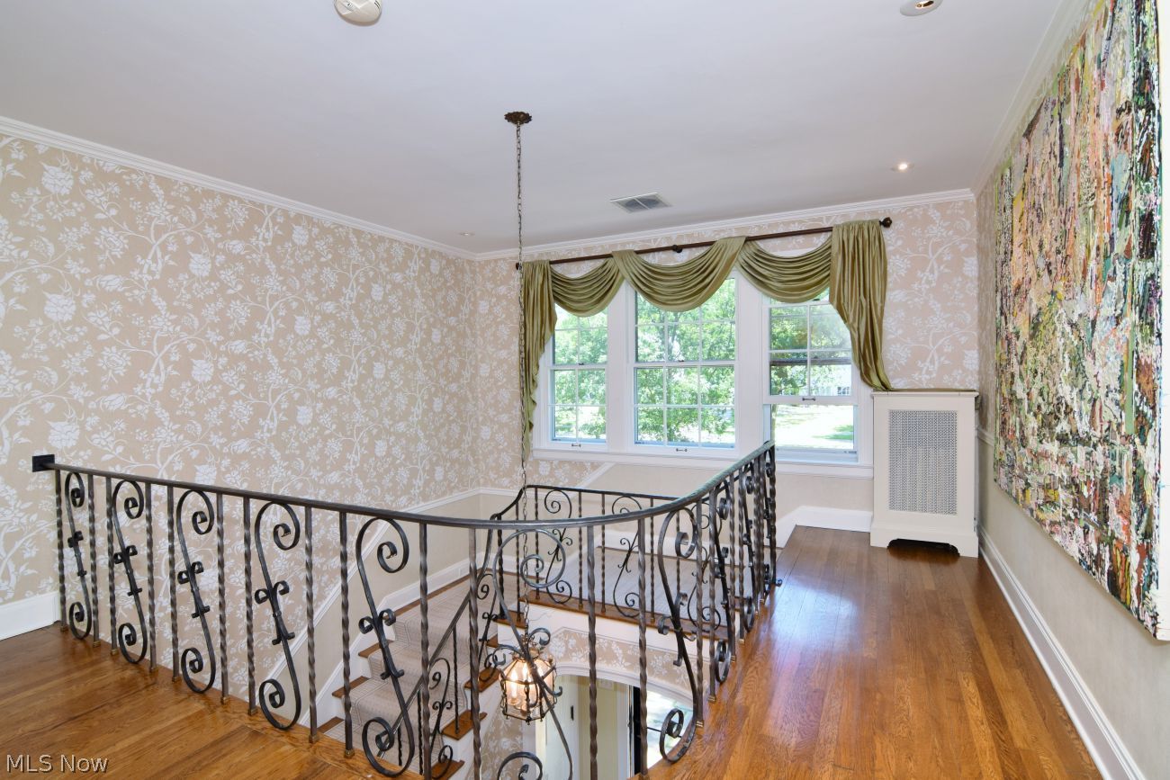 2742 Belvoir Boulevard Shaker Heights OH 44122