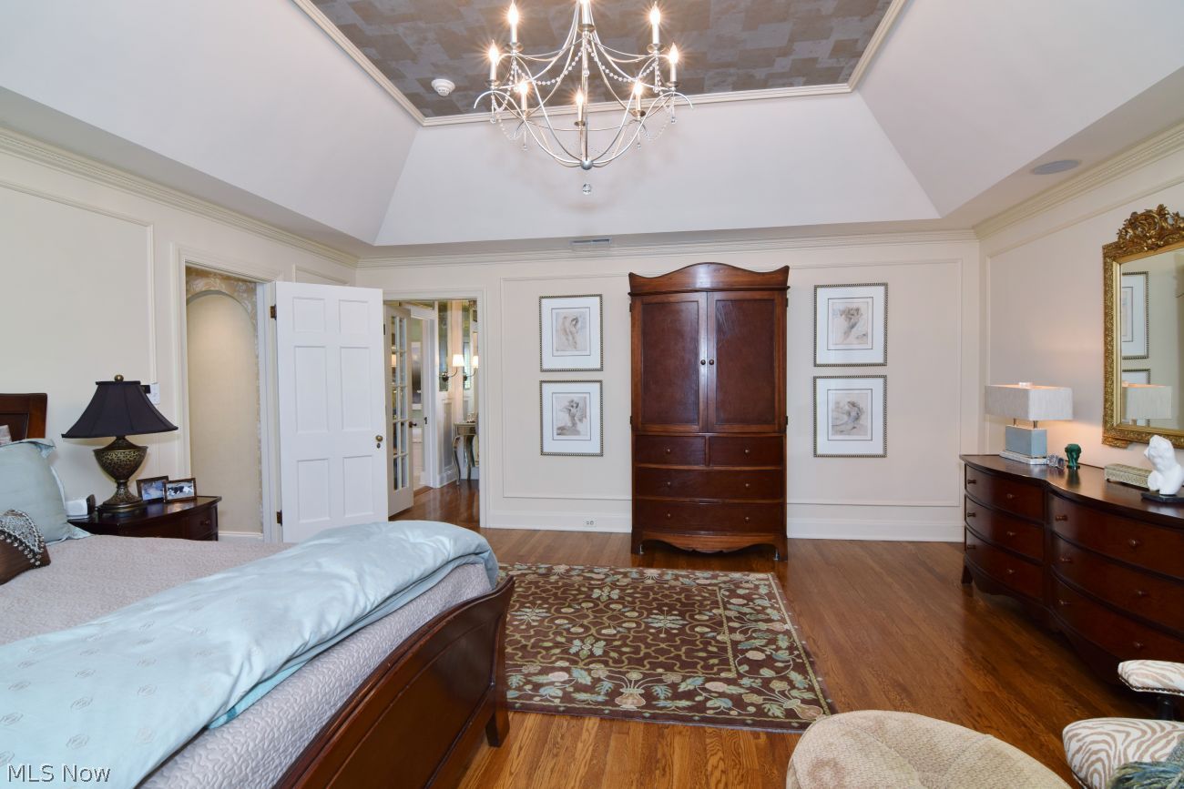 2742 Belvoir Boulevard Shaker Heights OH 44122
