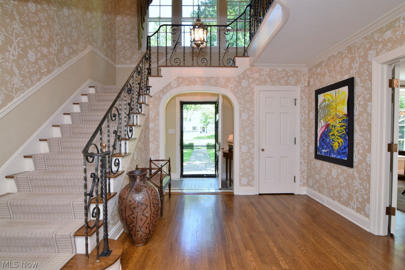2742 Belvoir Boulevard Shaker Heights OH 44122