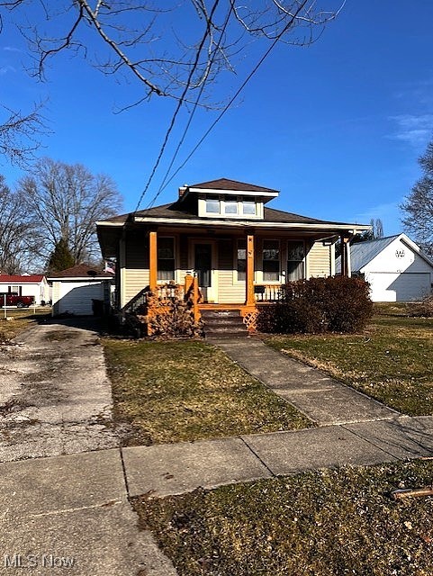 109 S Cedar Street Geneva OH 44041