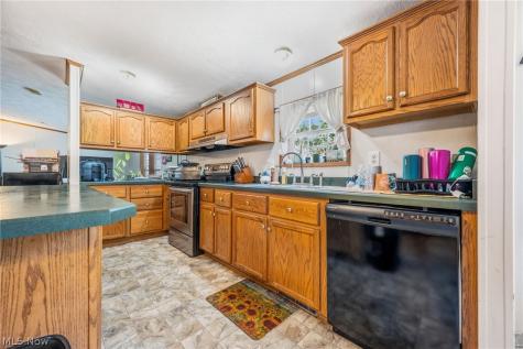 7022 Bluebird Road NW East Canton OH 44730