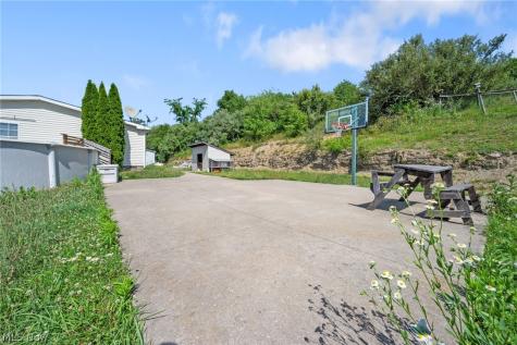 7022 Bluebird Road NW East Canton OH 44730