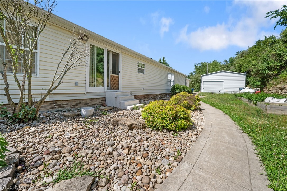 7022 Bluebird Road NW East Canton OH 44730