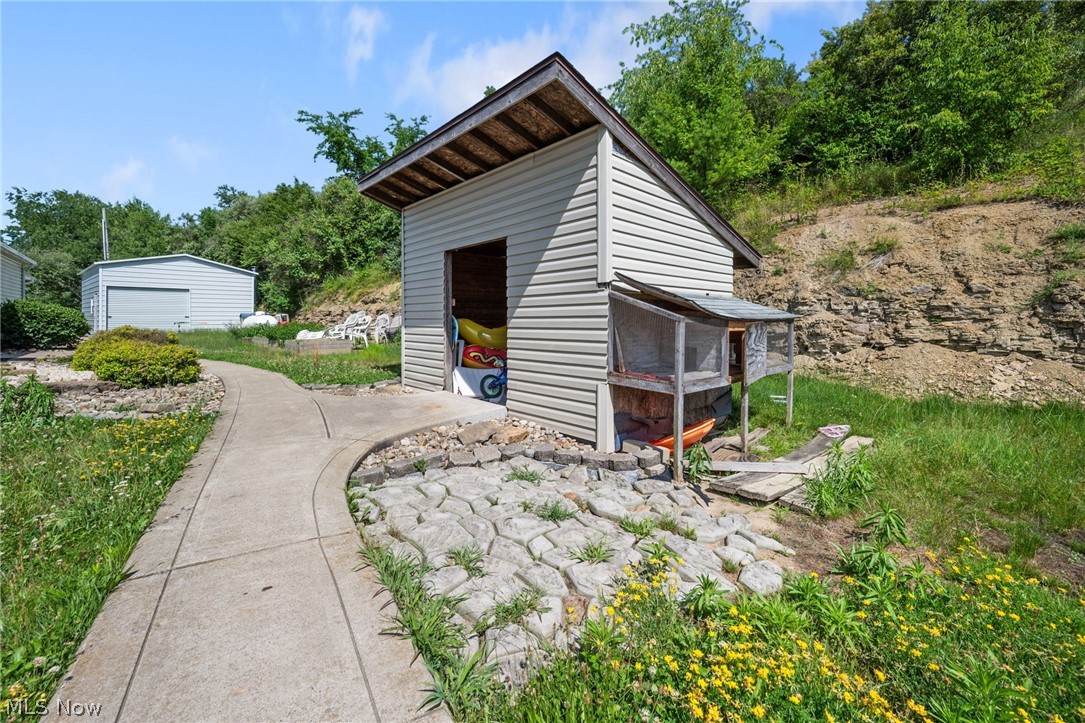 7022 Bluebird Road NW East Canton OH 44730