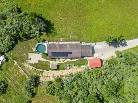 7022 Bluebird Road NW East Canton OH 44730
