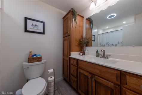 7681 Alan Parkway Middleburg Heights OH 44130