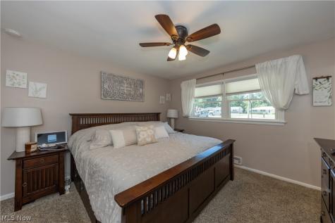 7681 Alan Parkway Middleburg Heights OH 44130