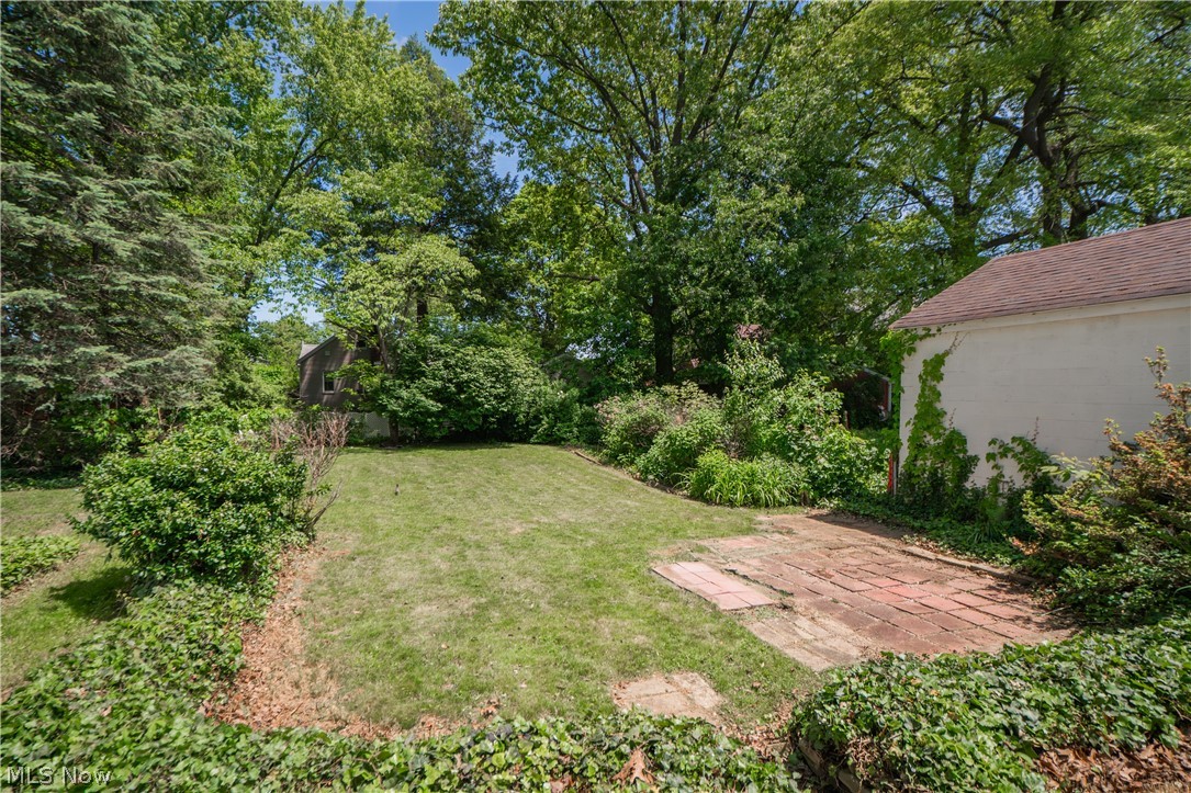 163 Tudor Avenue Akron OH 44312