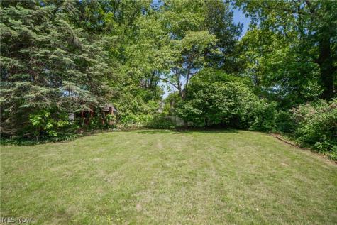163 Tudor Avenue Akron OH 44312