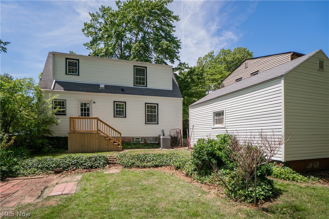 163 Tudor Avenue Akron OH 44312
