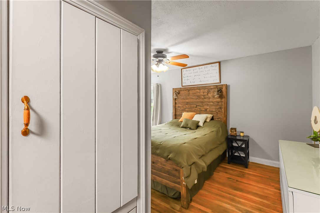 3456 Phalanx Mills Herner Road Southington OH 44470