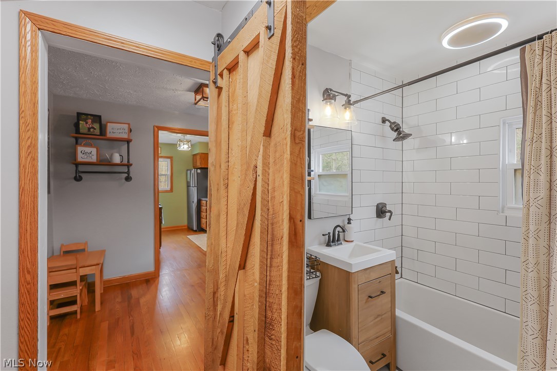 3456 Phalanx Mills Herner Road Southington OH 44470