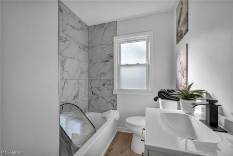 5251 Forest Avenue Maple Heights OH 44137