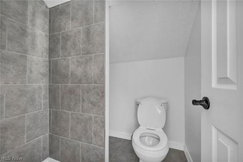 5251 Forest Avenue Maple Heights OH 44137