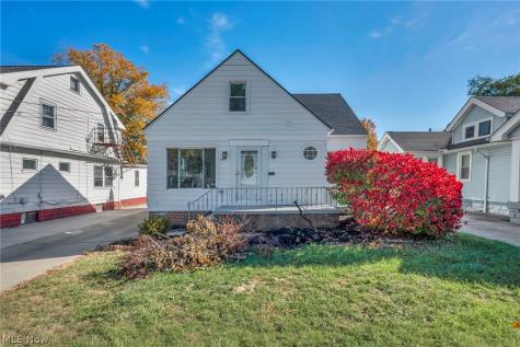 5251 Forest Avenue Maple Heights OH 44137
