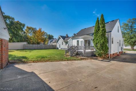 5251 Forest Avenue Maple Heights OH 44137