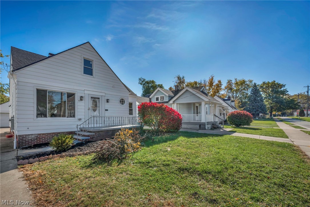 5251 Forest Avenue Maple Heights OH 44137