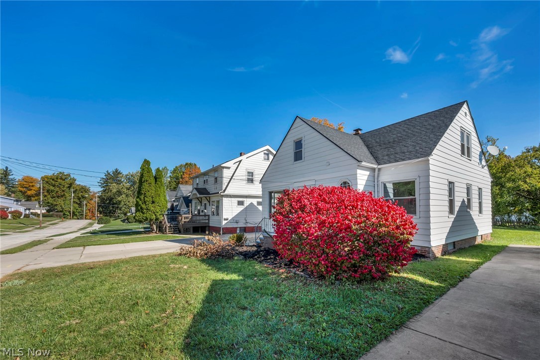 5251 Forest Avenue Maple Heights OH 44137