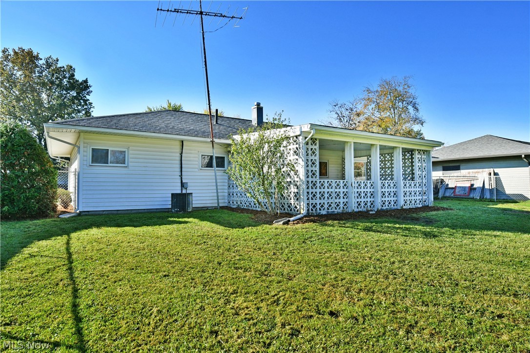 3314 Tod Avenue NW Warren OH 44485