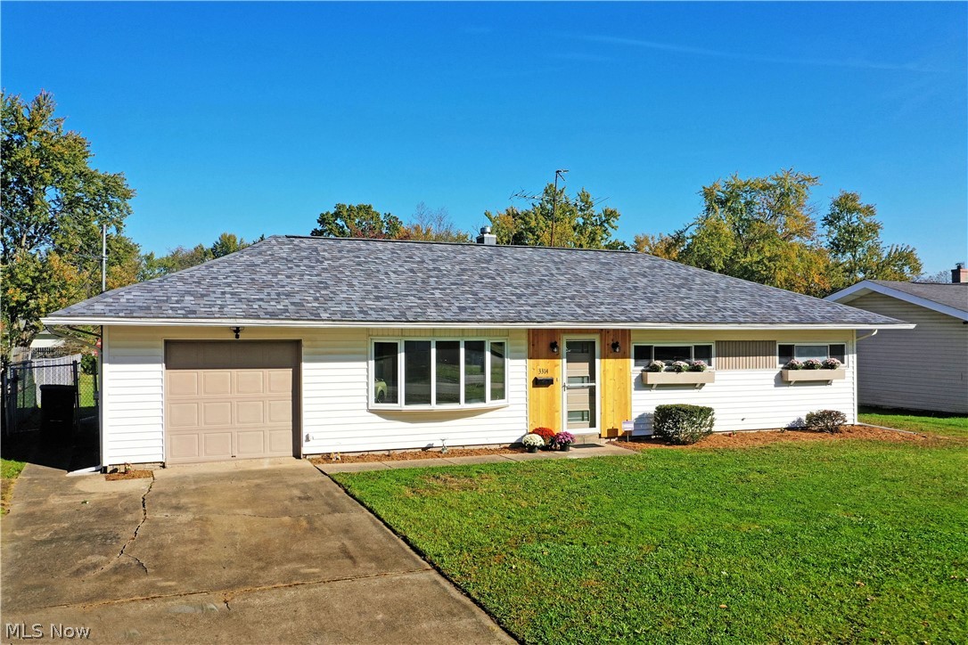 3314 Tod Avenue NW Warren OH 44485