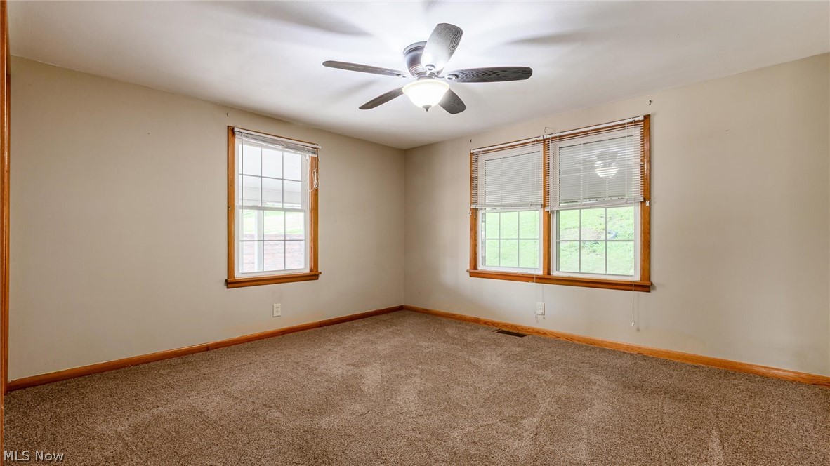 1751 Blaine Avenue Cambridge OH 43725