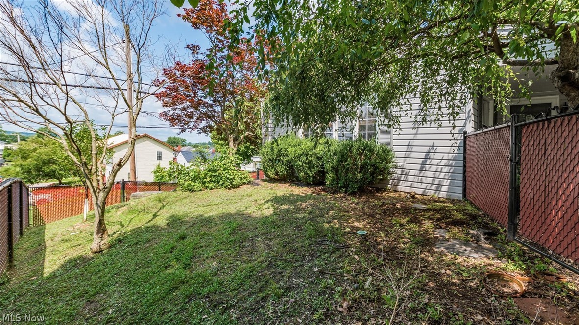 1751 Blaine Avenue Cambridge OH 43725