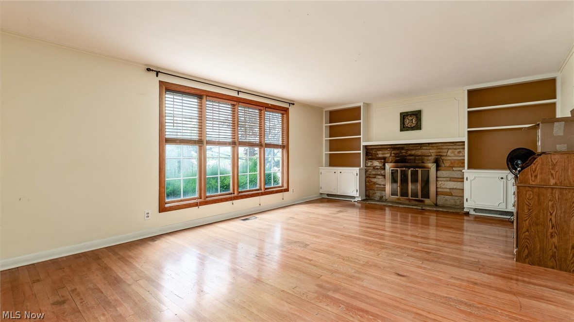 1751 Blaine Avenue Cambridge OH 43725