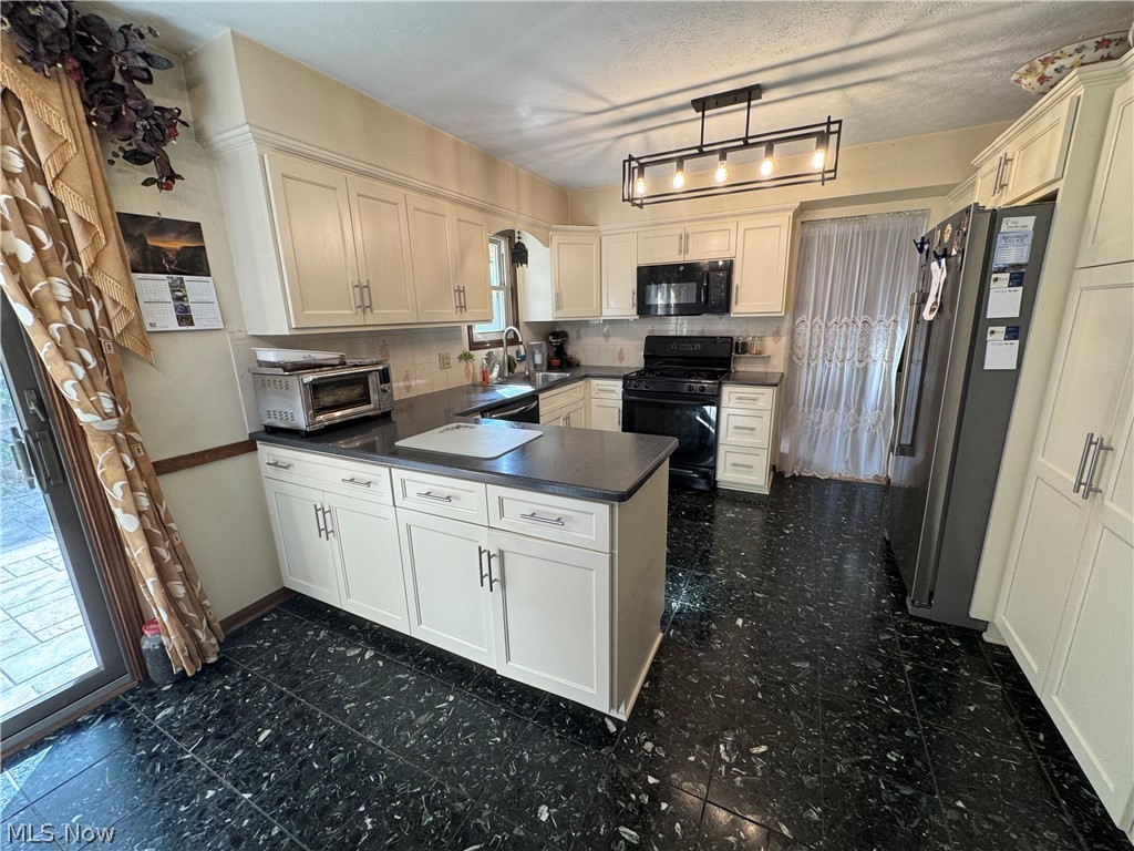 6818 Wildwood Trail Mayfield Village OH 44143